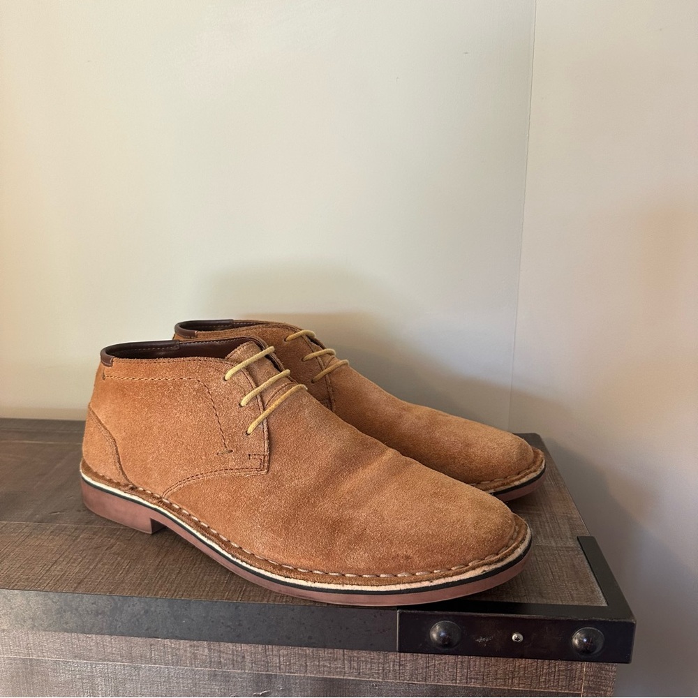 Kenneth Cole Light Brown Men’s chukka Boot size 8.5